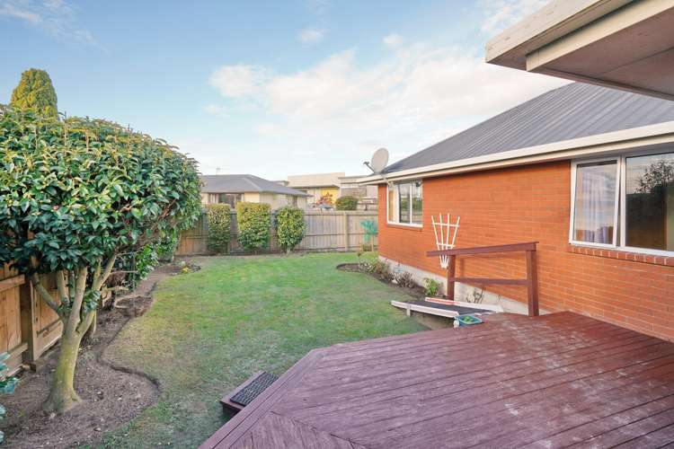 2/10 O'Briens Road Sockburn_15