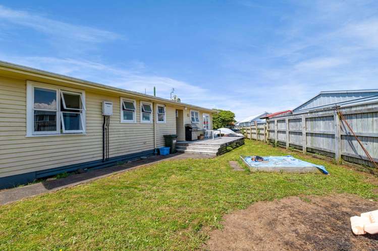 66A Cloten Road Stratford_9