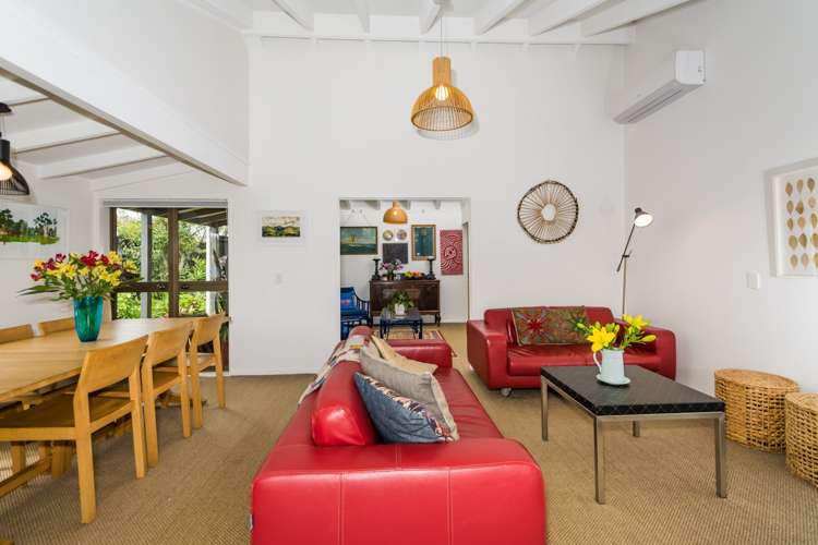 3/136 Calliope Road Stanley Point_6