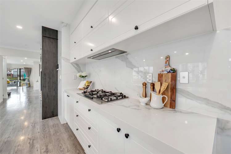 29 Lisnoble Road Flat Bush_9