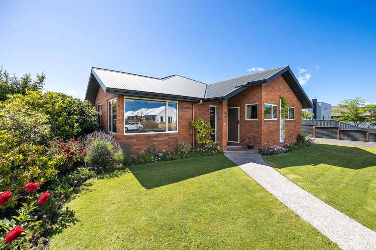 5 Berwick Street Mosgiel_19