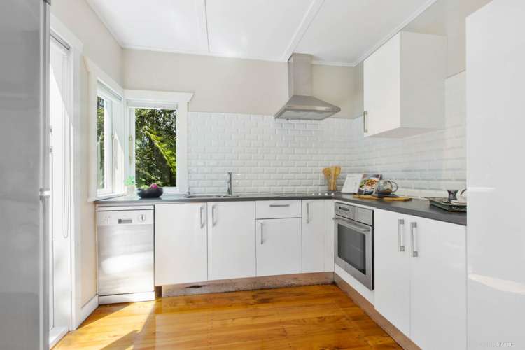 2/4 Cleve Road Green Bay_11