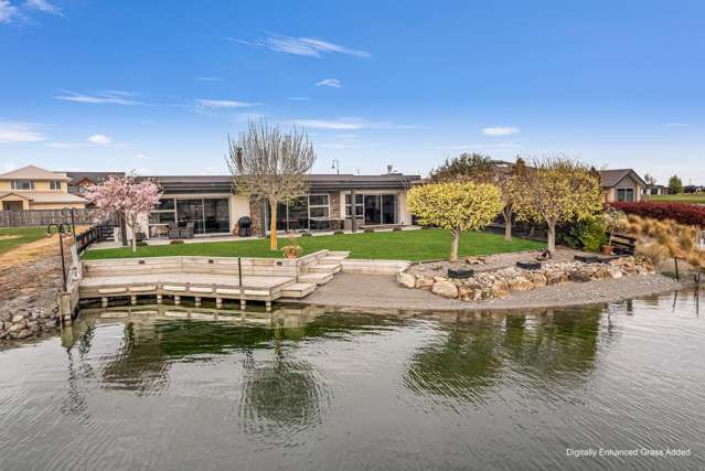 Where Elegance Meets the Water’s Edge