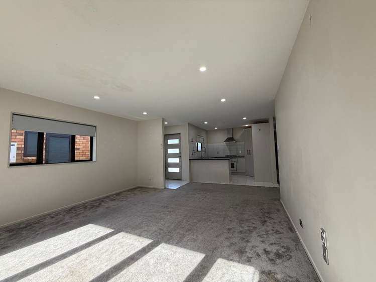 21 Bangla Place Massey_6