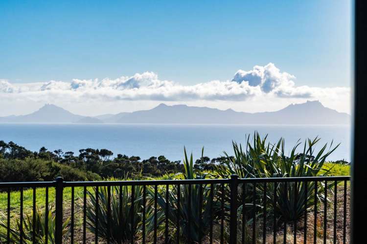 102 The Ridge Langs Beach_2