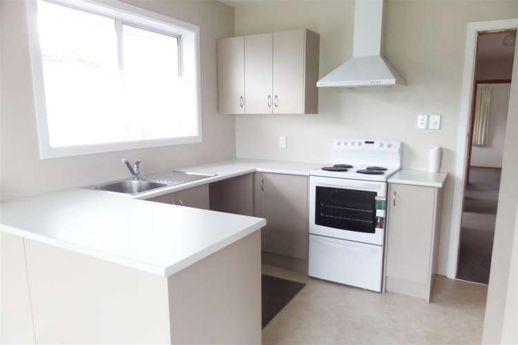 12 Denise Crescent Hornby_6