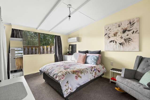 202 Caroline Place Mayfair_4