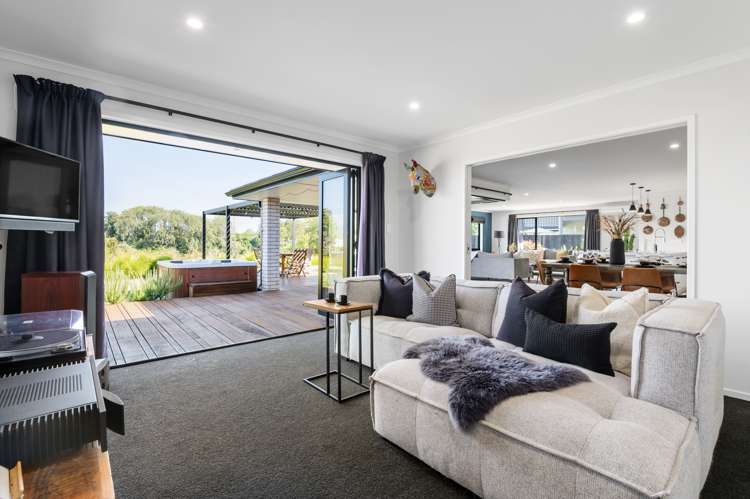 8c East Ridge Grove Newstead_11