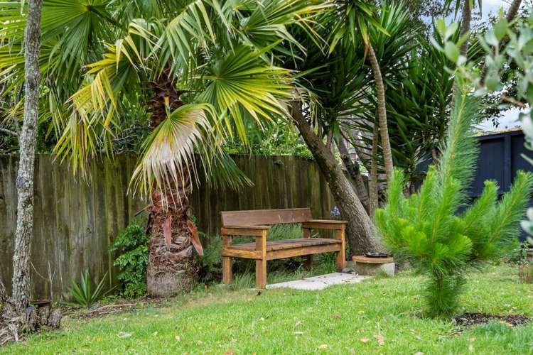 47 Laburnum Road New Windsor_17