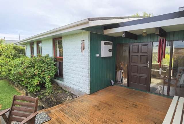 5 Howitt Place Hokitika_1