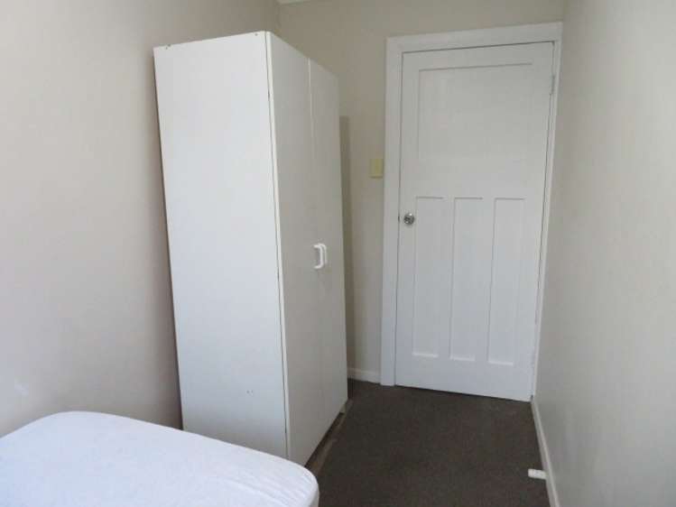 Room 6/35 Bay Street 1336_1