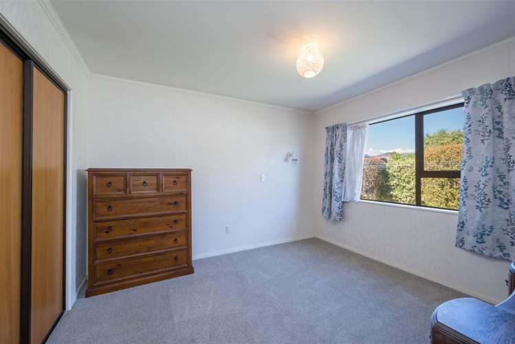 28 Andrew Street Stoke_12