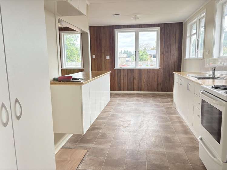 11 Pohutukawa Drive_2