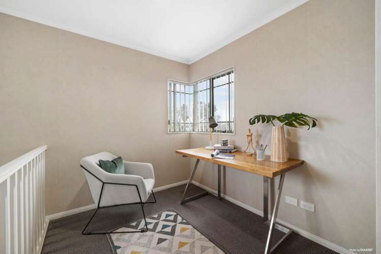 8 Dalcross Drive Flat Bush_9