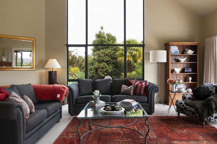 70 Waicola Drive Fitzherbert_12