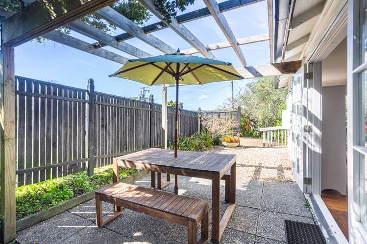 25 Tahatai Road Oneroa_4