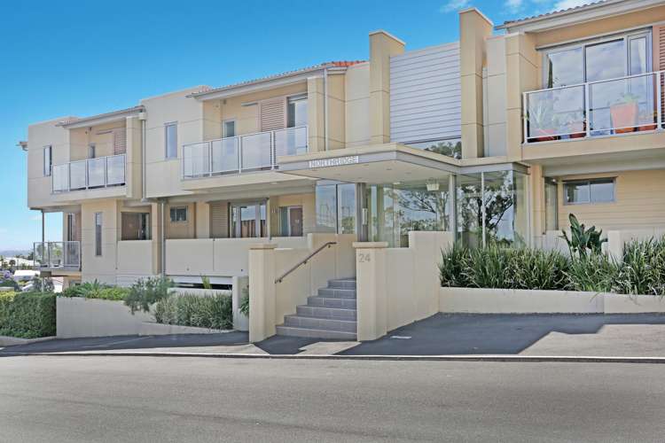 10/24 Hospital Terrace Hospital Hill_21