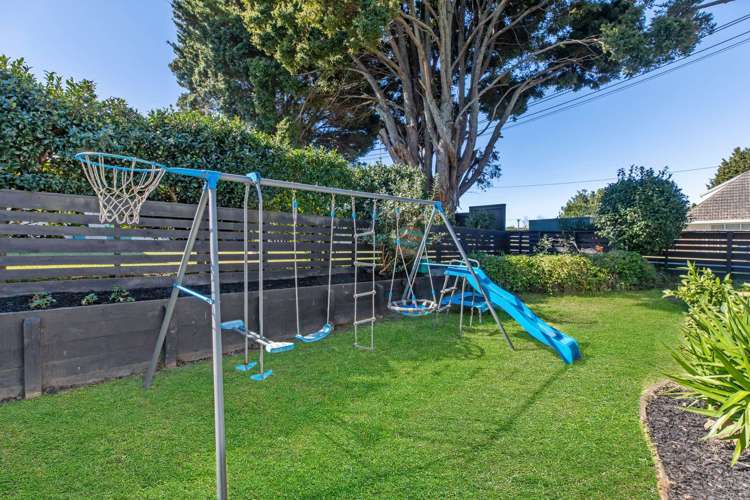 4 Beach Road Takanini_16