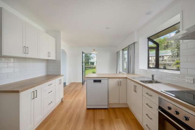 2/25 Seaview Terrace Mount Albert_4