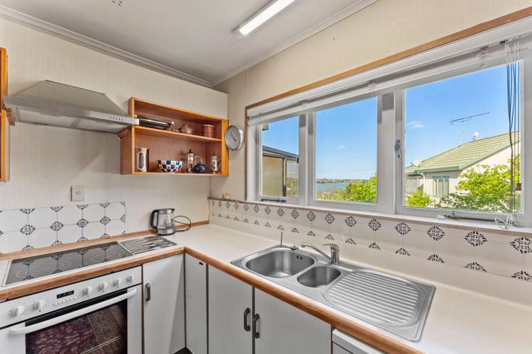 99 Sylvan Avenue Northcote_10