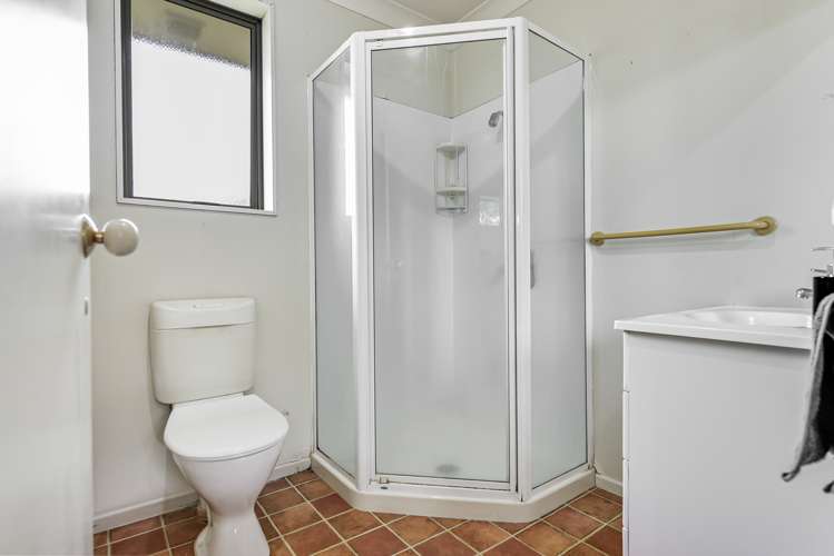 18 Glen Cree Avenue Rototuna_16