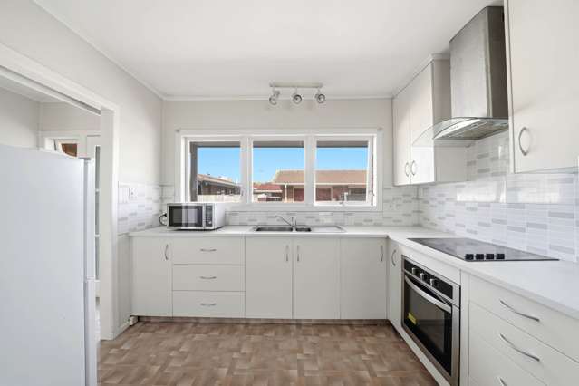2/116 St. George Street Papatoetoe_3