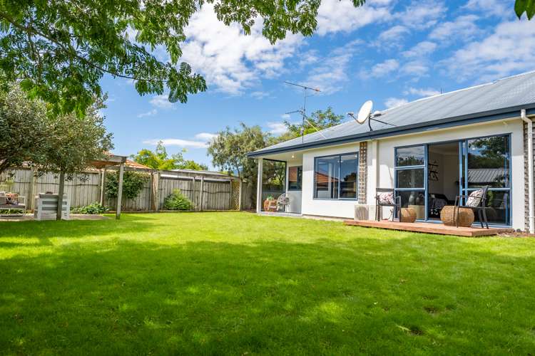 23 Maple Crescent Richmond_19