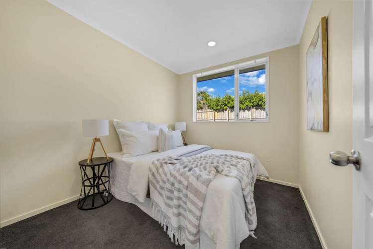 104 Naylors Drive Mangere_23