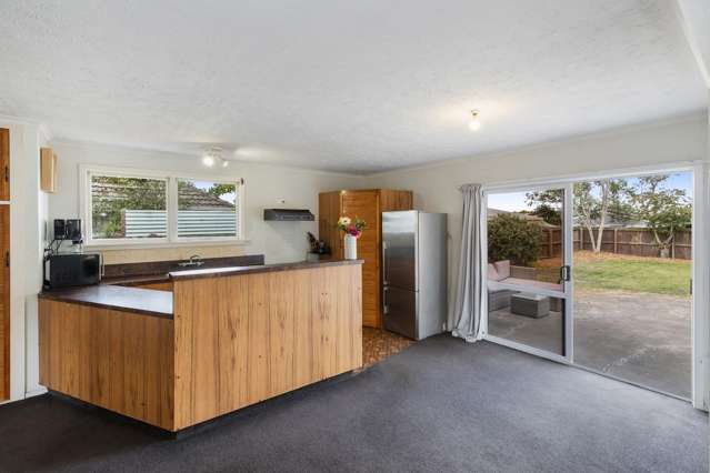 52 Chartwell Street Burwood_4