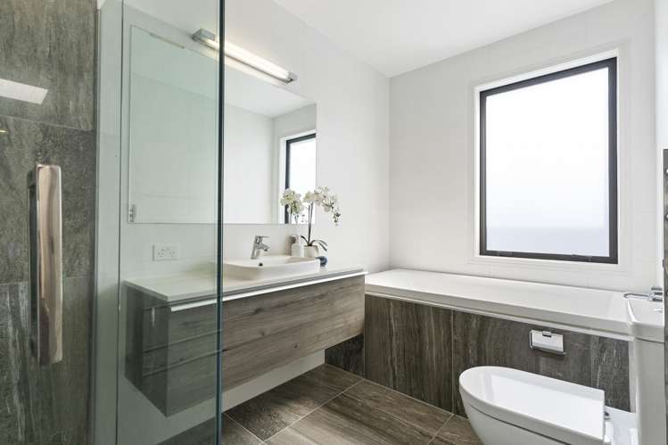 401/2A Raurenga Avenue Royal Oak_19