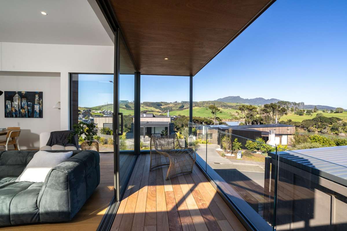 2C Omahina Street_4
