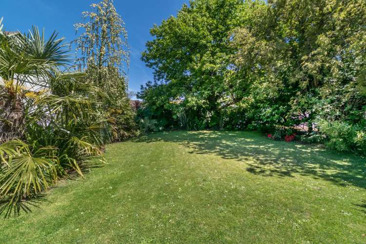 8 Henry Wigram Drive Wigram_17