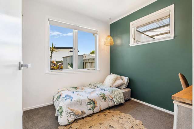 1 Lowburn Avenue Waipu_4