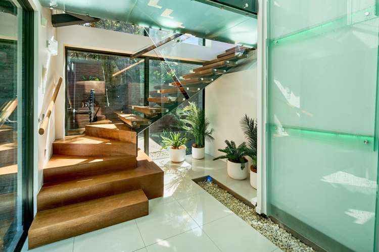 24D Mandalay Terrace Khandallah_18