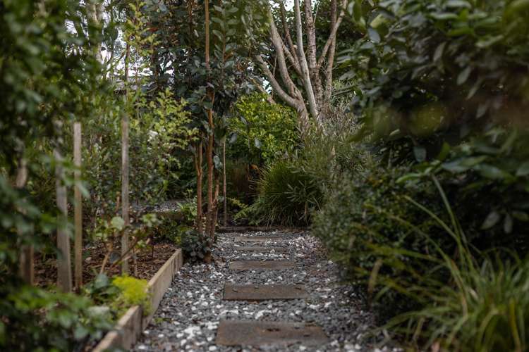 11 Harry Shaw Way Raumati South_21