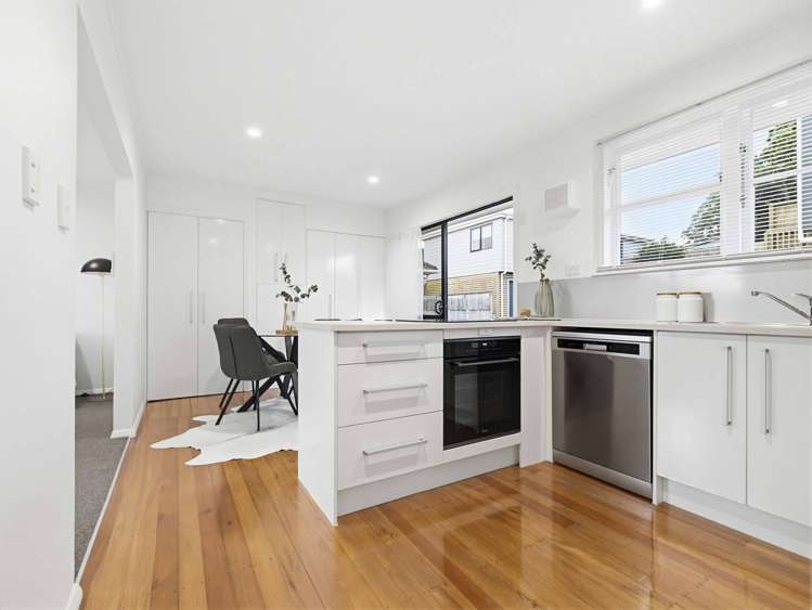 18 Buller Crescent Manurewa_9