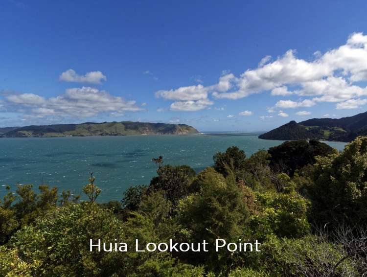 1188 Huia Road Huia_18