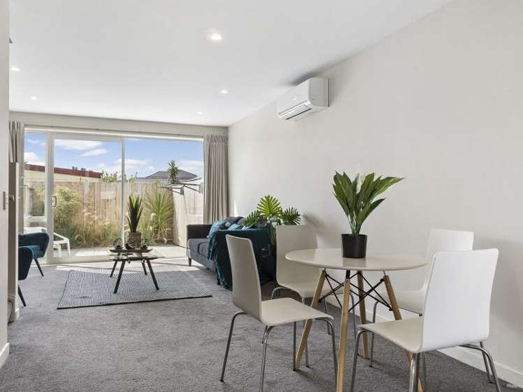 6/2 Stone Street Miramar_7