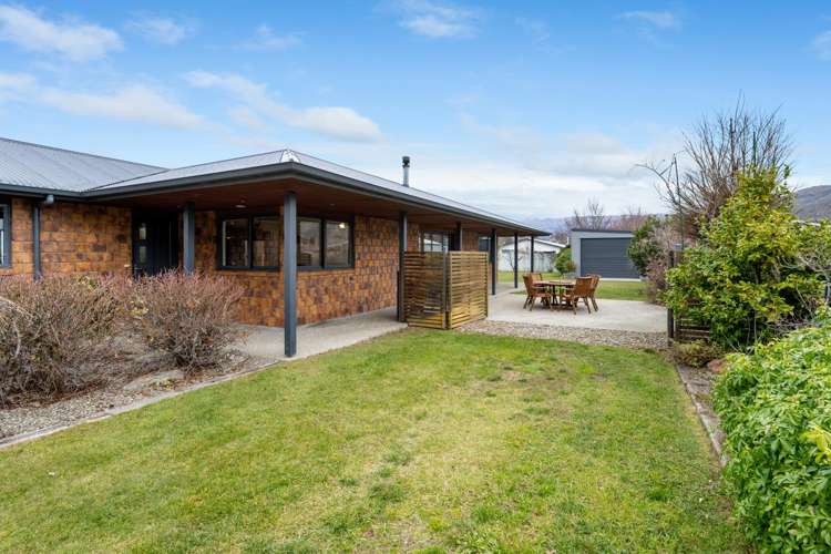 63 Shields Street Clyde_24