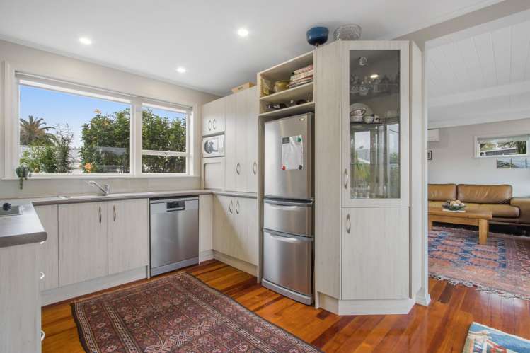 27A Roretana Drive Athenree_9