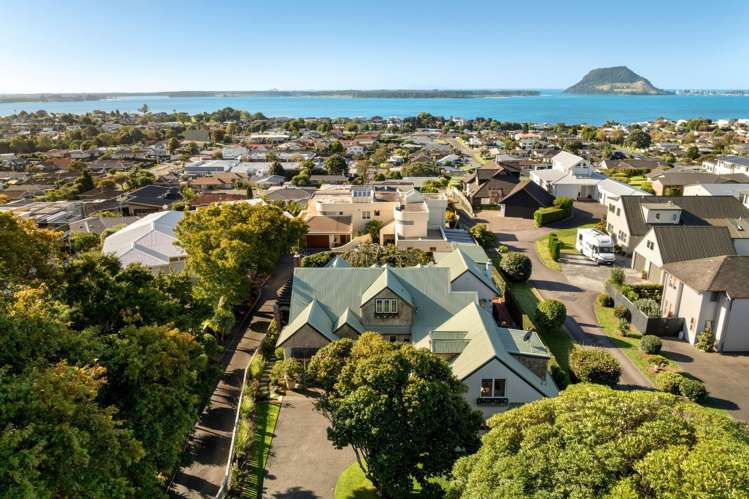 16 Hinewa Road Otumoetai_30