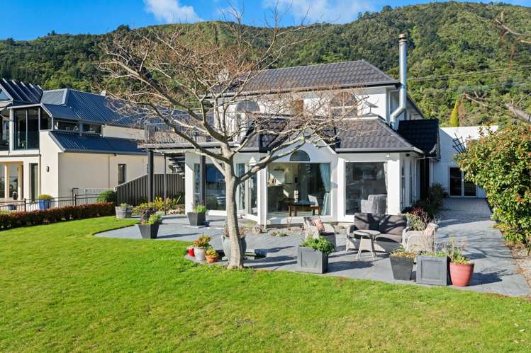 37 Waikawa Road Picton_25