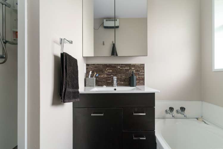 1/18 Brixton Street Islington_9