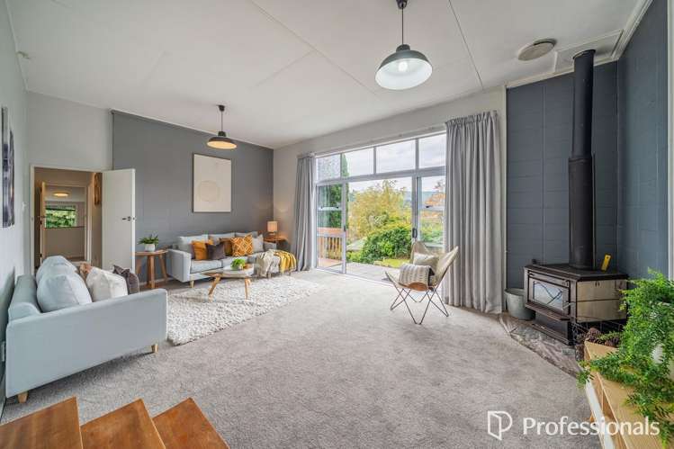 14a Hawthorn Crescent_3