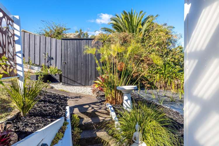 5 Wellington Road Surfdale_28