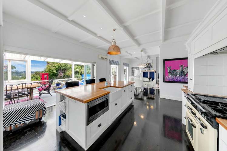 355 Ridge Road Paremoremo_6