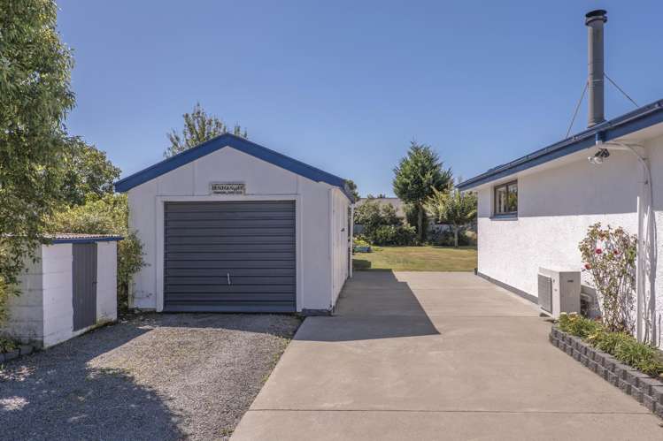 50 North Terrace Darfield_13