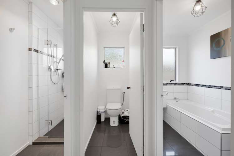 27 Culzean Grove Bell Block_17