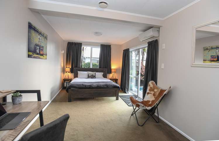 1/23 Sunset Street Hilltop_8