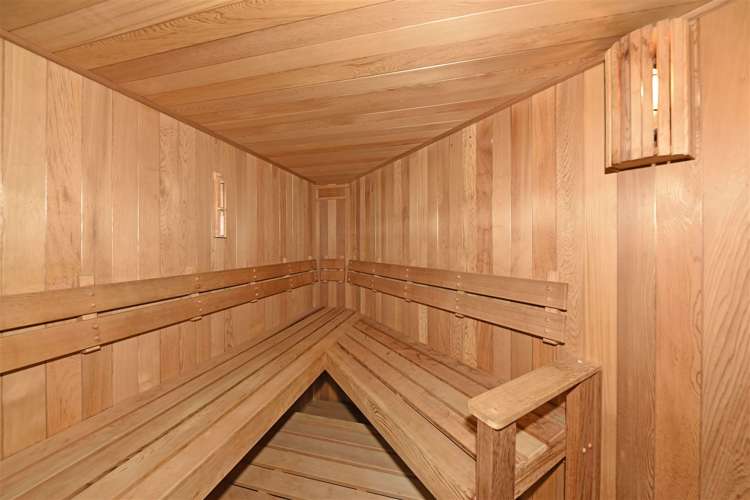 2 Challenger Lane Redcliffs_24